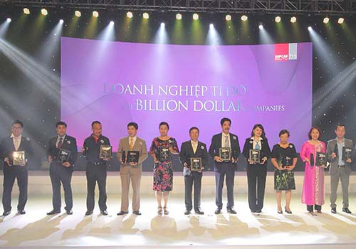 Vinamilk được bình chọn xuất sắc trong lĩnh vực kinh doanh - Ảnh 1.