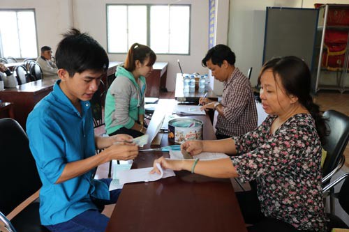 Khó khăn không làm sờn lòng cán bộ Công đoàn - Ảnh 1.