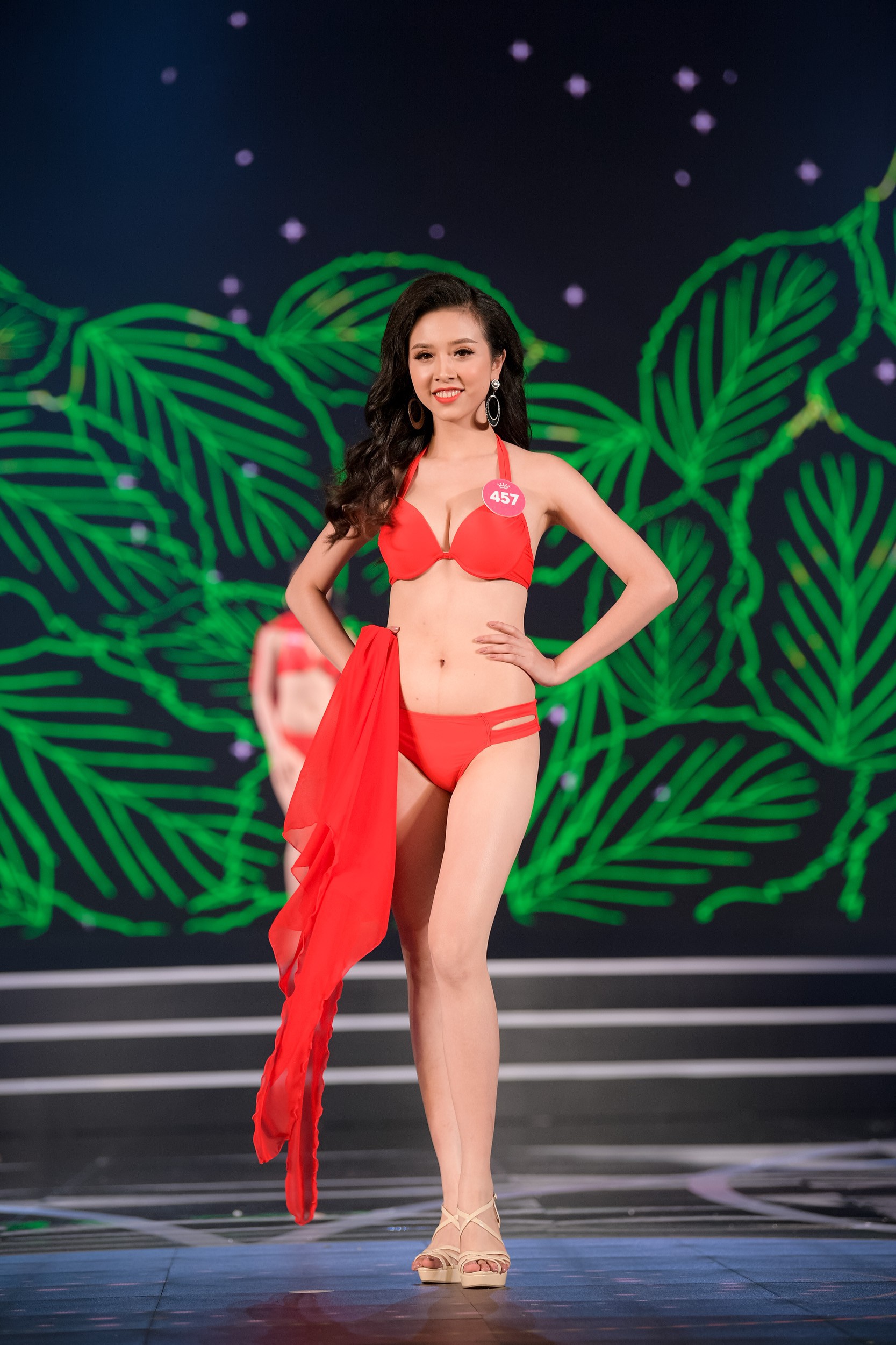 19 thí sinh đầu tiên của vòng chung kết Hoa hậu Việt Nam 2018 - Ảnh 3.