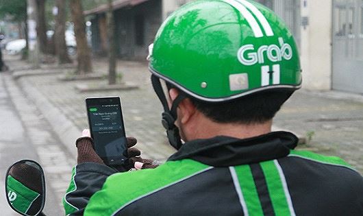 Nỗi lòng trí thức chạy Grab mưu sinh - Ảnh 1.