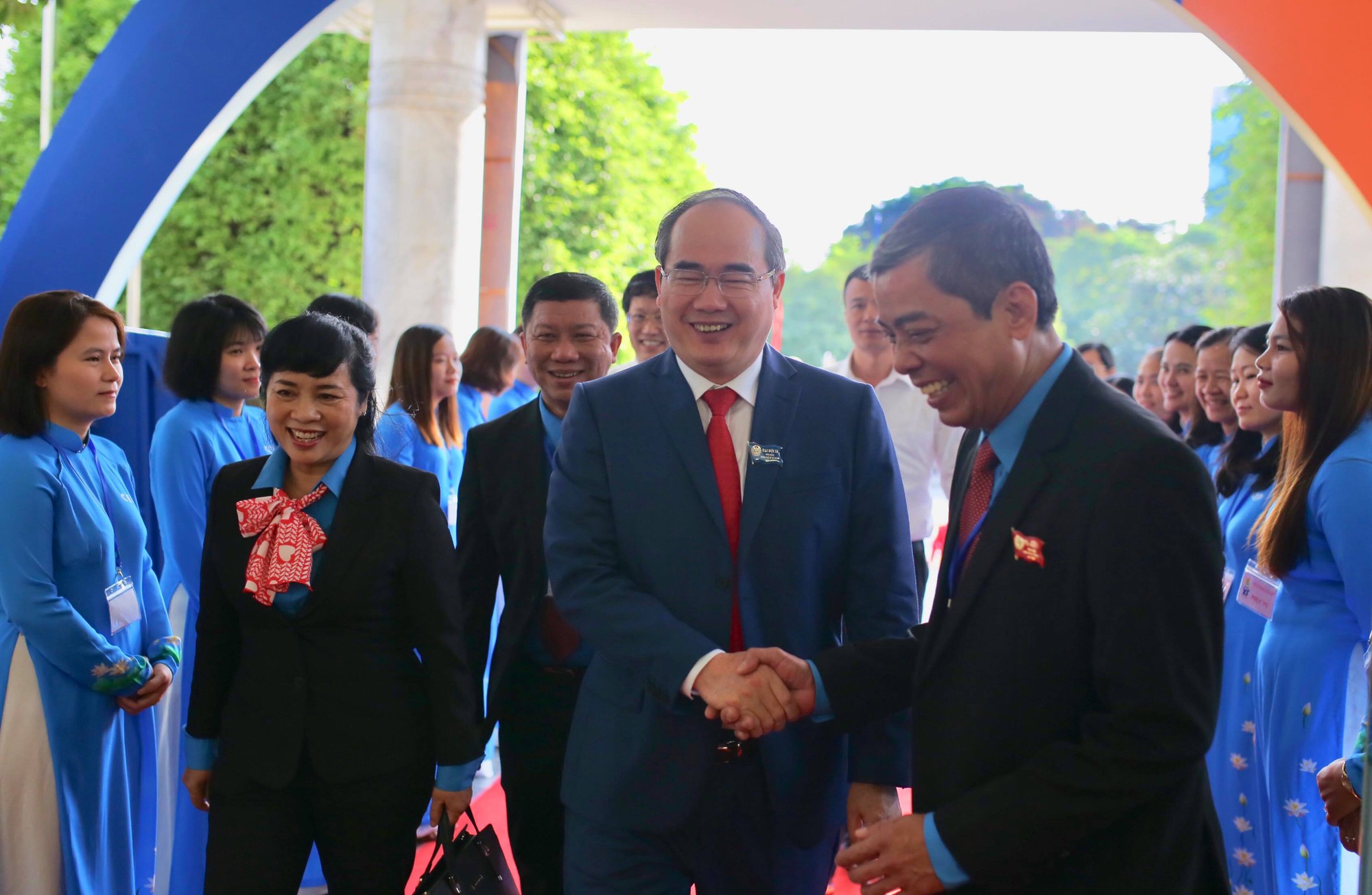 Khai mạc Đại hội XI Công đoàn TP HCM: Bám sát thực tiễn, sâu sát với đời sống CNVC-LĐ - Ảnh 1.