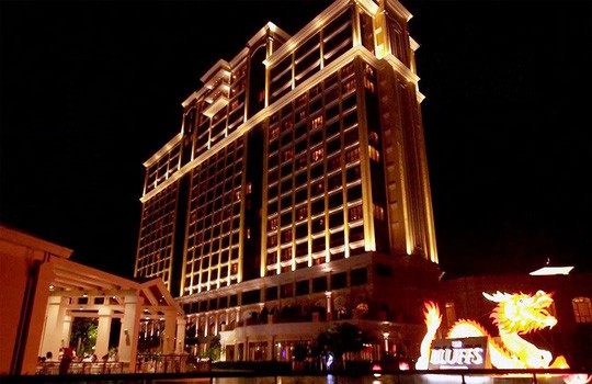 Ưu đãi lớn cho casino, doanh nghiệp ngoài đặc khu lo ngại - Ảnh 1.