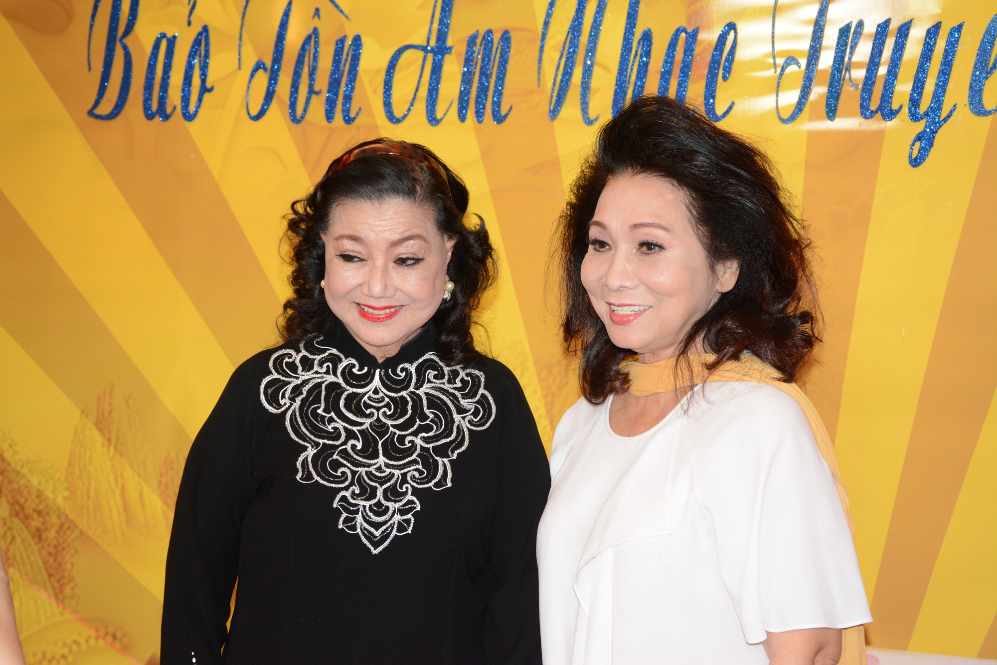 Nữ nghệ sĩ gãy gánh giữa đường: Tránh vết xe đổ - Ảnh 6. Nữ nghệ sĩ gãy gánh giữa đường: Tránh vết xe đổ - Ảnh 6.