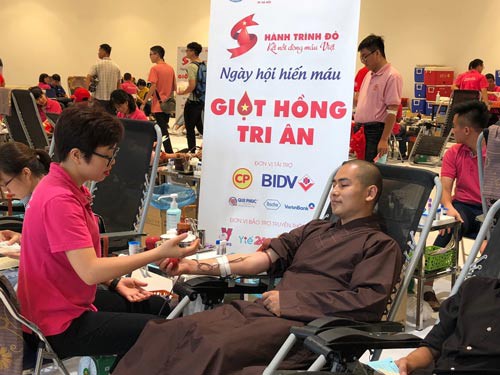 Hành trình hiến máu xuyên Việt tiếp nhận 42.000 đơn vị máu - Ảnh 1.