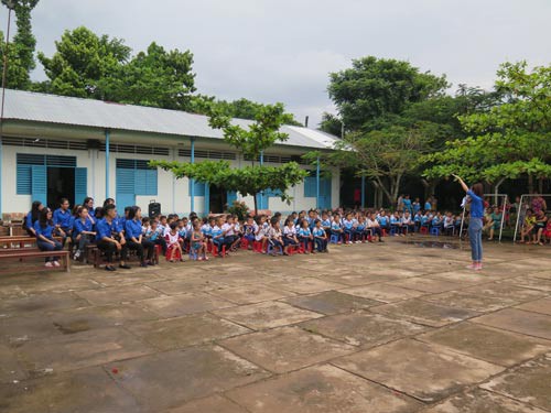 Hoa nở thắm cồn Phó Ba - Ảnh 2.