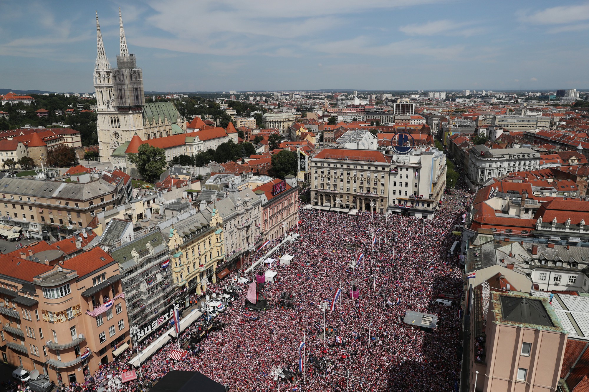 Croatia được chào đón như người hùng tại quê nhà - Ảnh 12.