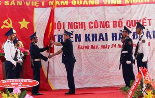 Ra mắt Hải đoàn 32 cảnh sát biển tại Khánh Hòa - Ảnh 1.