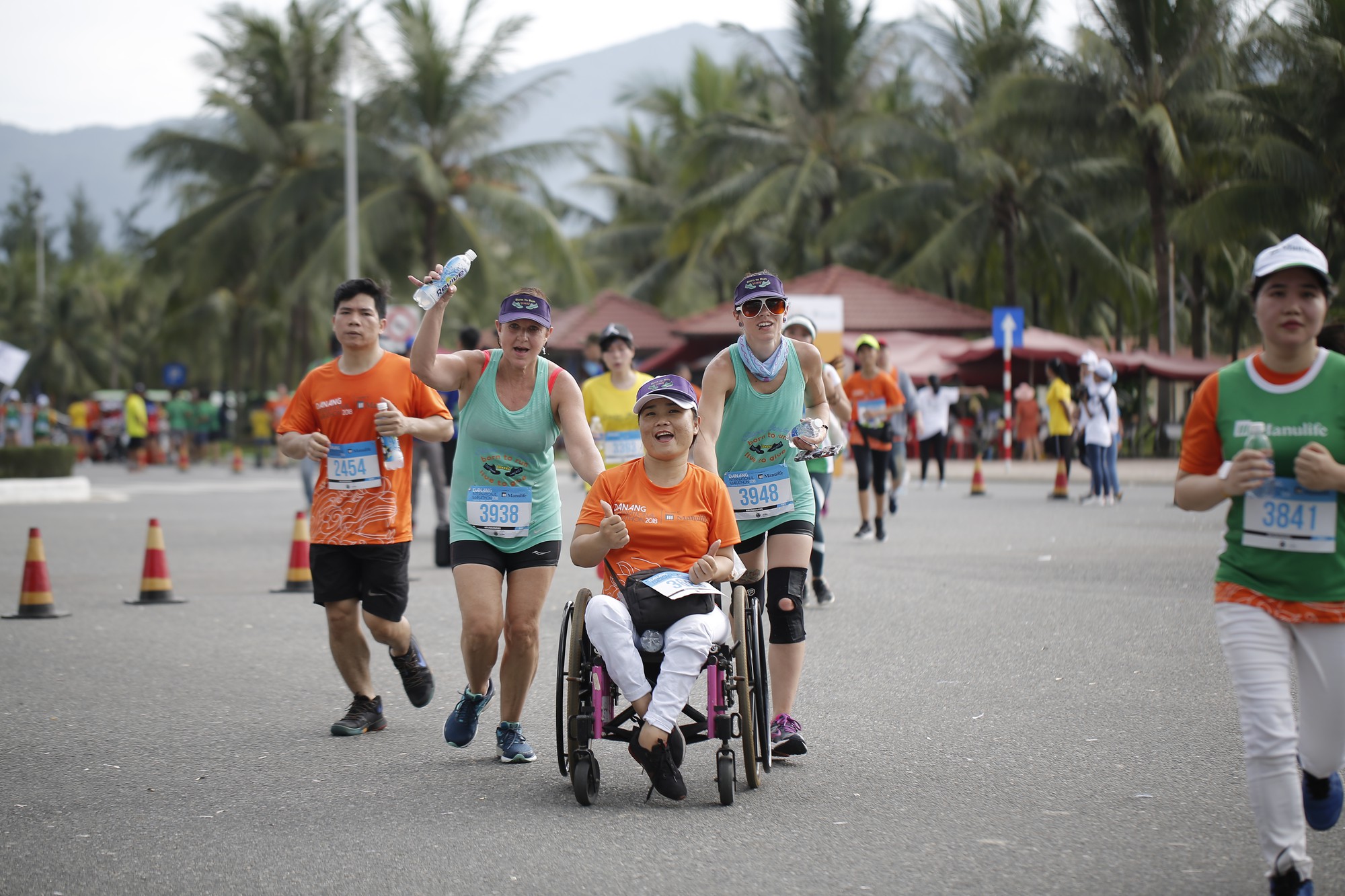 VĐV Suzaki Yuuya về nhất 42 km, cuộc thi Marathon Quốc tế Đà Nẵng - Ảnh 17.