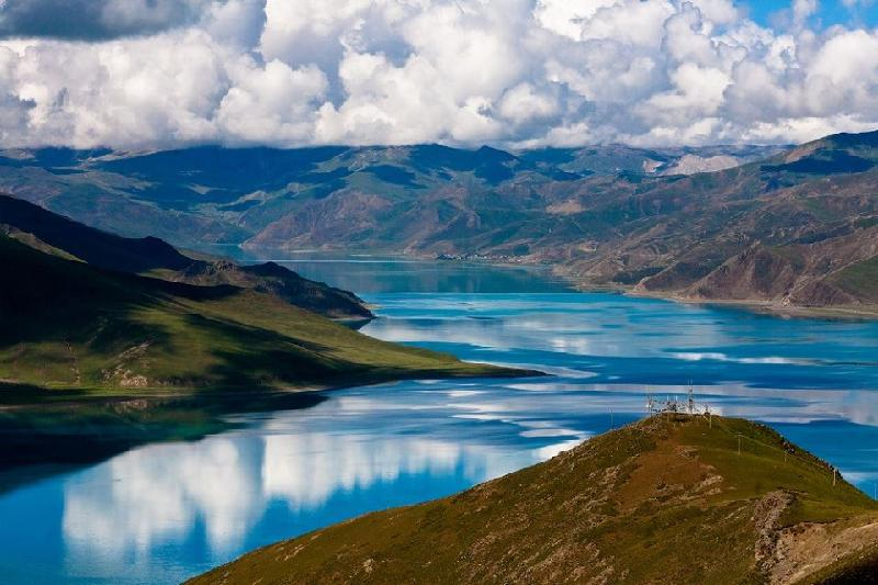 Ấn tượng với hồ lam ngọc trên đỉnh thiêng Tây Tạng - Ảnh 3.