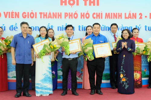 TP HCM: Hơn 200 thí sinh thi báo cáo viên giỏi - Ảnh 1.