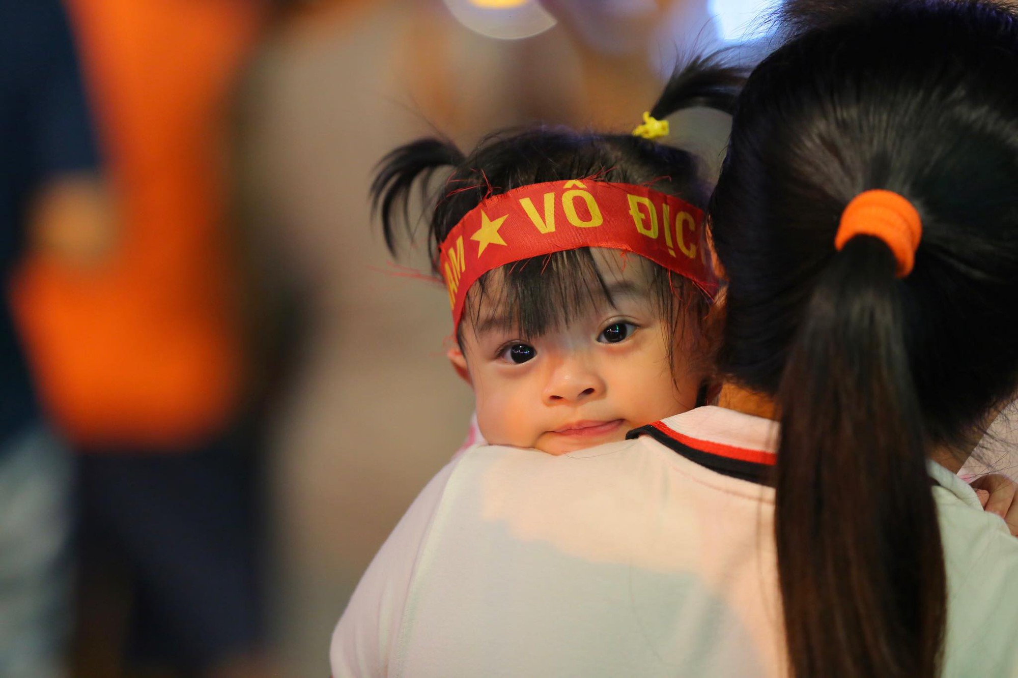 Mừng kỳ tích Olympic Việt Nam: Người hâm mộ không ngủ - Ảnh 10.