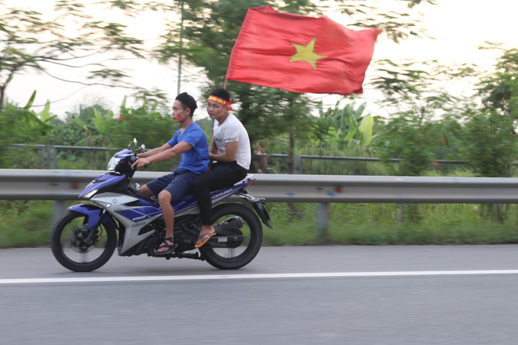 Olympic Việt Nam vuột Huy chương Đồng, Hồ Gươm vắng cổ động viên - Ảnh 8.