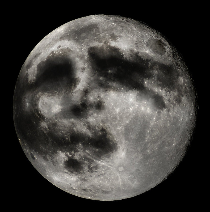 Sự thật về mặt người ẩn hiện trên mặt trăng - Ảnh 1.