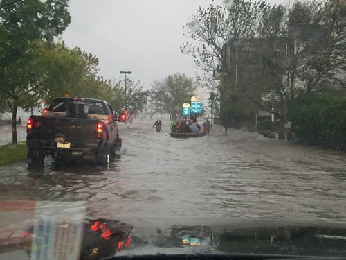 Bão Mangkhut quá khủng khiếp - Ảnh 2.