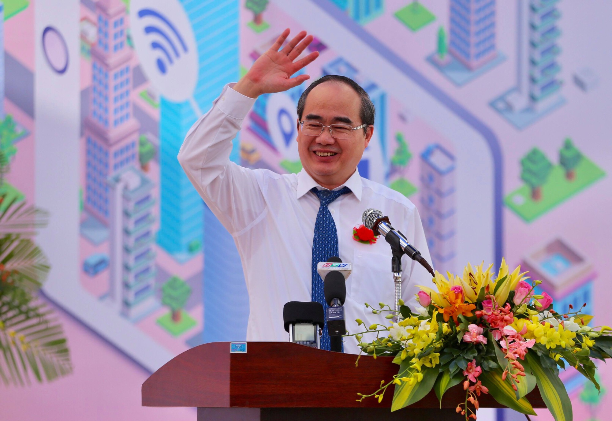 Chủ tịch nước Trần Đại Quang: Giáo dục luôn được đặt  ở vị trí trung tâm - Ảnh 22.