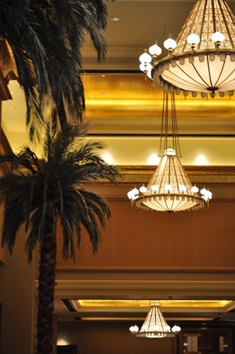 Chiêm ngưỡng khách sạn dát vàng 7 sao siêu xa xỉ ở UAE - Ảnh 4.
