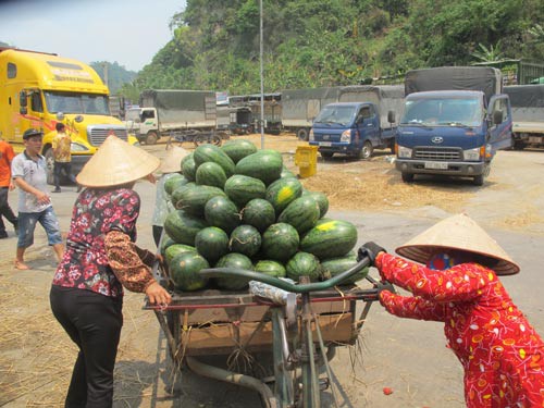 Cần sớm có lương tối thiểu giờ - Ảnh 1.