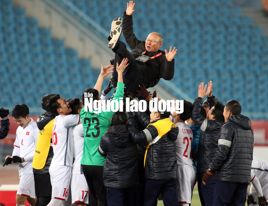 U23 Việt Nam - Qatar 2-2 (penalty 4-3): Viết tiếp chuyện thần kỳ! - Ảnh 28.