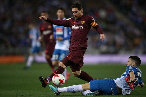 Messi hỏng phạt đền, Barcelona thua sốc Espanyol - Ảnh 2.