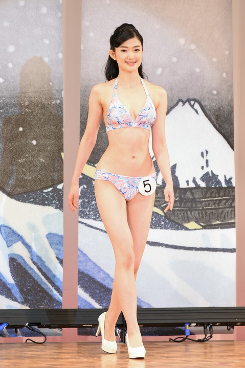 Tranh cãi nhan sắc của tân Hoa hậu Nhật Bản - Ảnh 7.