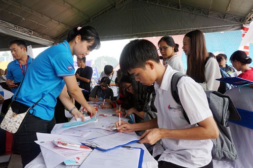 Cơ hội việc làm cho người lao động chuyên ngành tài chính - Ảnh 1.