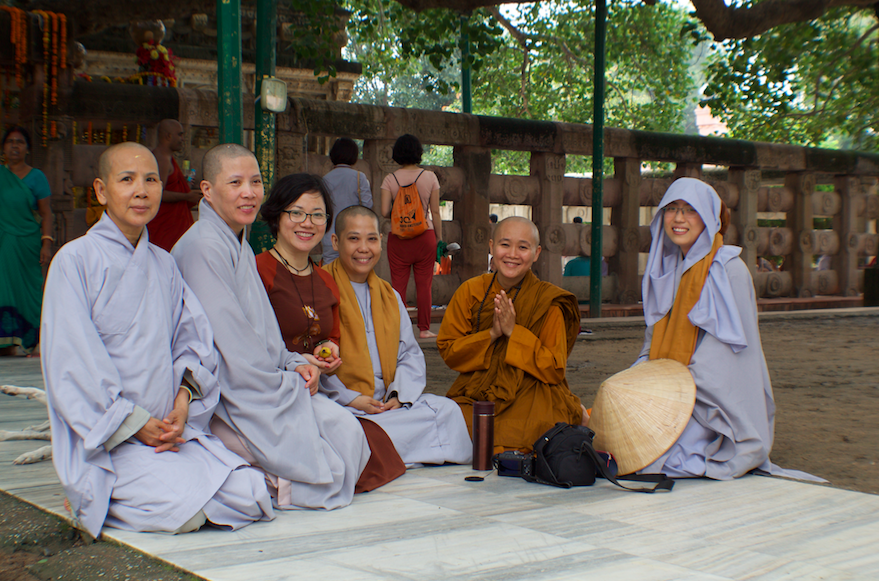 BODH GAYA, nơi muộn phiền bỏ lại - Ảnh 5.