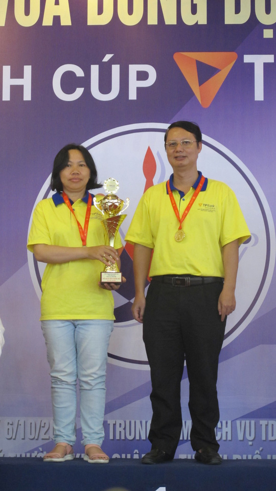 Hai thầy trò đoạt 3 HCV Giải cờ vua đồng đội toàn quốc - Ảnh 1.