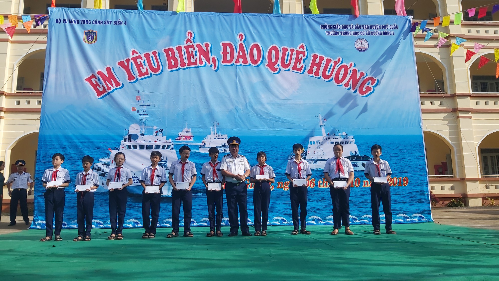 Sôi nổi cuộc thi “Em yêu biển, đảo quê hương” tại Phú Quốc - Ảnh 5.