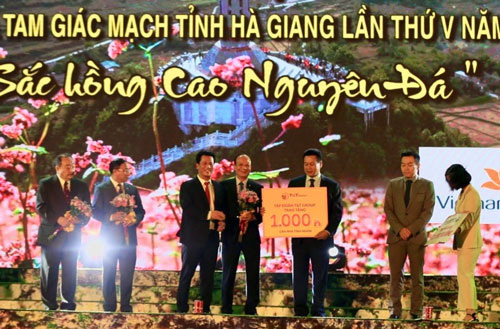 Tập đoàn T&T tặng 1.000 nhà tình nghĩa tại Hà Giang - Ảnh 1.
