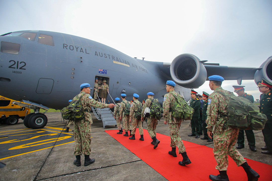 Cận cảnh ngựa thồ C-17 đưa Bệnh viện dã chiến lên đường gìn giữ hòa bình Liên Hiệp Quốc - Ảnh 25.