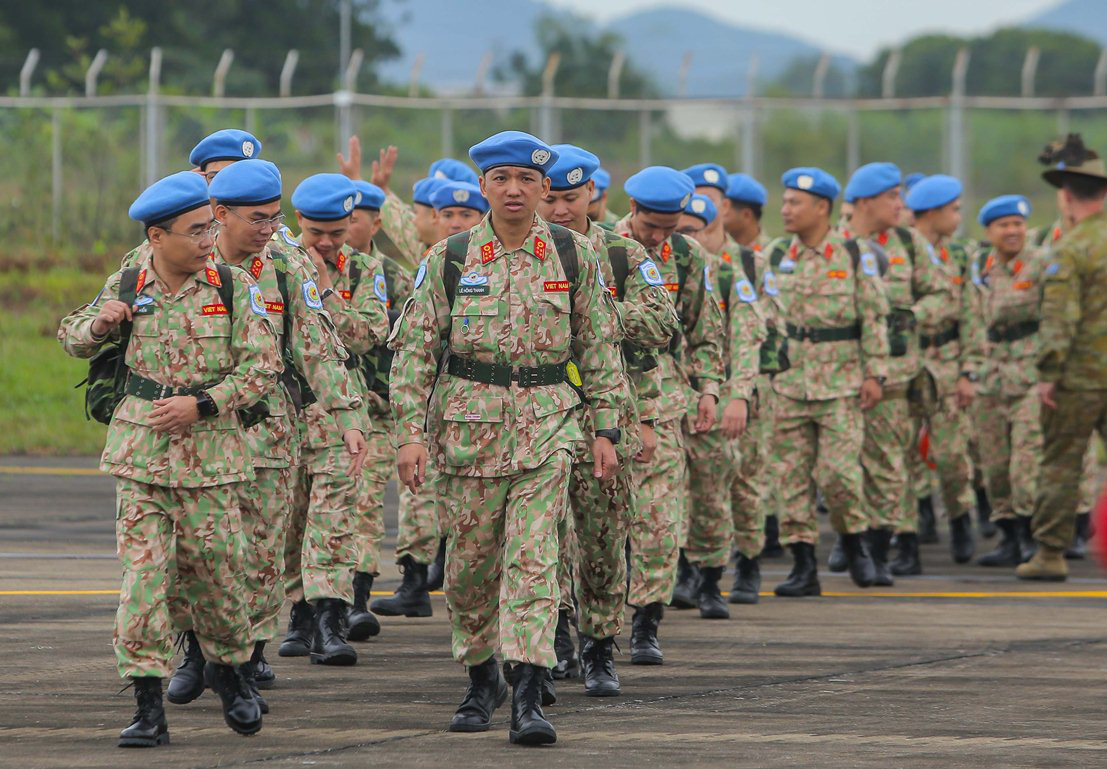 Cận cảnh ngựa thồ C-17 đưa Bệnh viện dã chiến lên đường gìn giữ hòa bình Liên Hiệp Quốc - Ảnh 22.