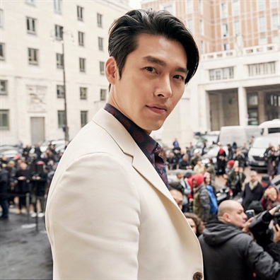 Nhan sắc của Hoàng tử màn ảnh Hyun Bin ở tuổi 37 - Ảnh 6.