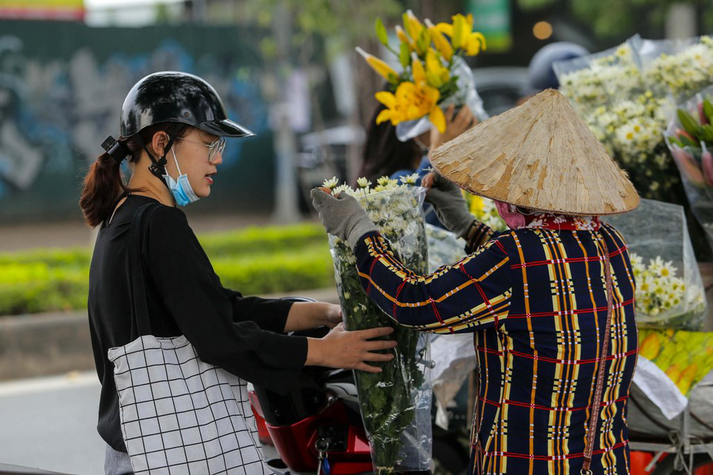 Xốn xang cúc họa mi xuống phố - Ảnh 12.