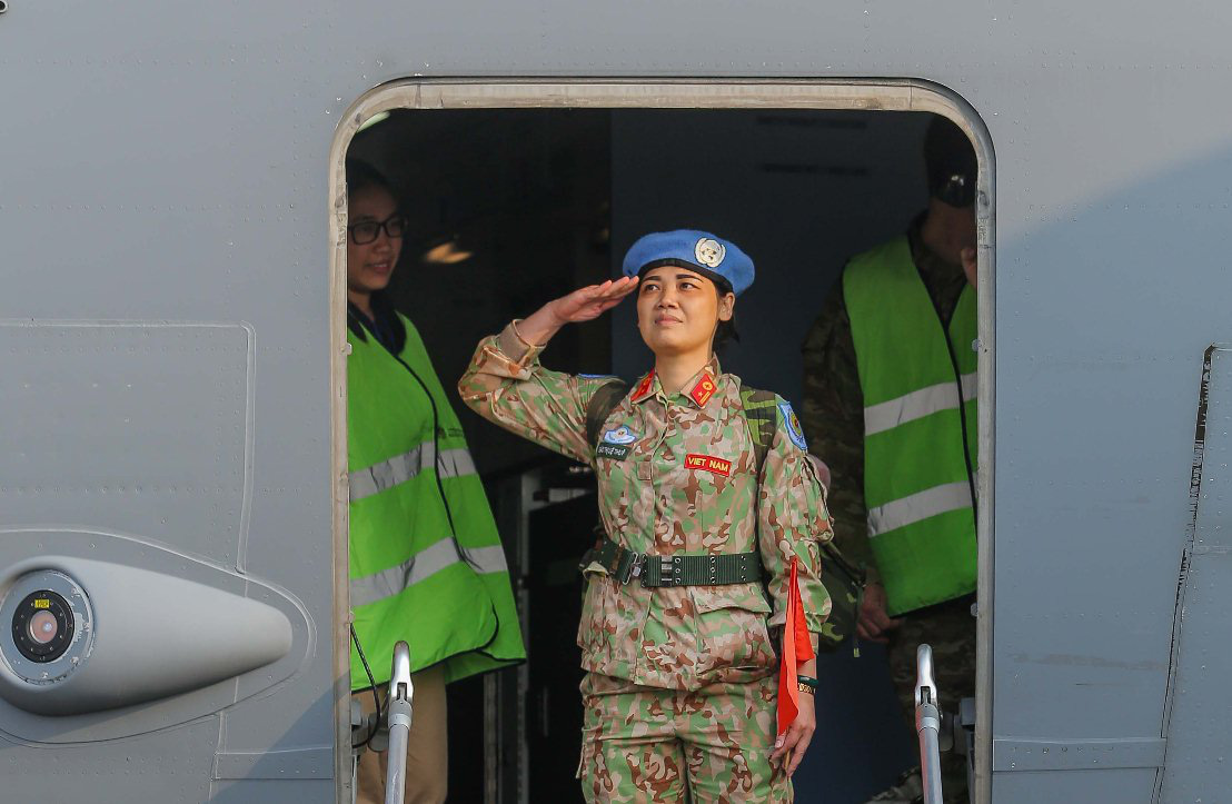 Cận cảnh ngựa thồ C-17 đưa bệnh viện dã chiến sang Nam Sudan làm nhiệm vụ gìn giữ hòa bình - Ảnh 13.