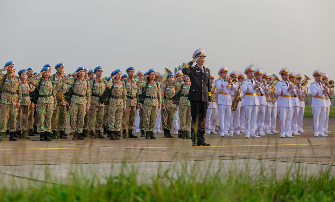 Cận cảnh ngựa thồ C-17 đưa bệnh viện dã chiến sang Nam Sudan làm nhiệm vụ gìn giữ hòa bình - Ảnh 6.