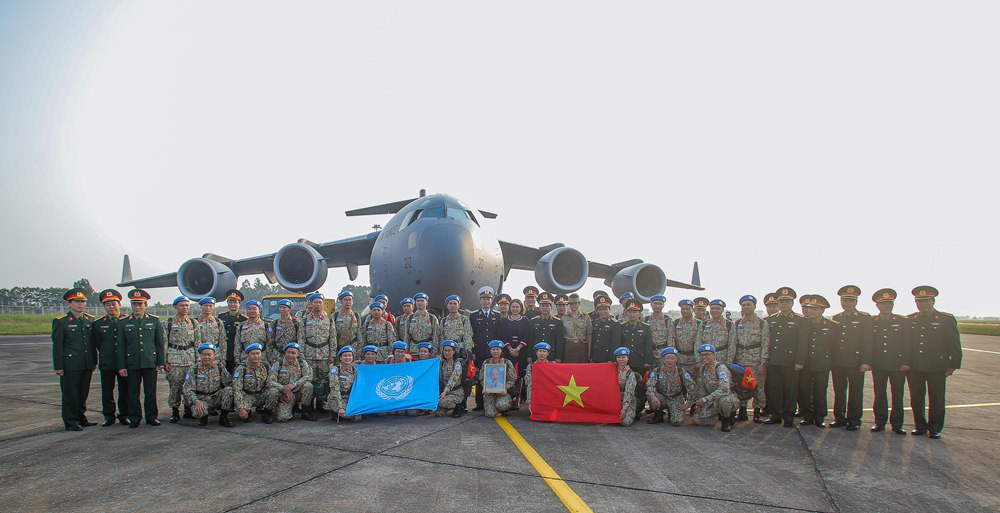 Cận cảnh ngựa thồ C-17 đưa bệnh viện dã chiến sang Nam Sudan làm nhiệm vụ gìn giữ hòa bình - Ảnh 7.