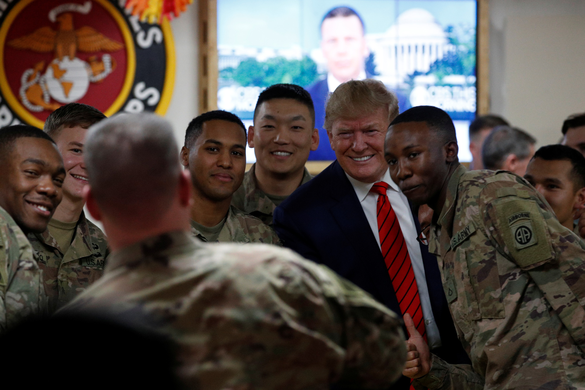 Ông Trump đến Afghanistan, có động thái bất ngờ về Taliban - Ảnh 5.