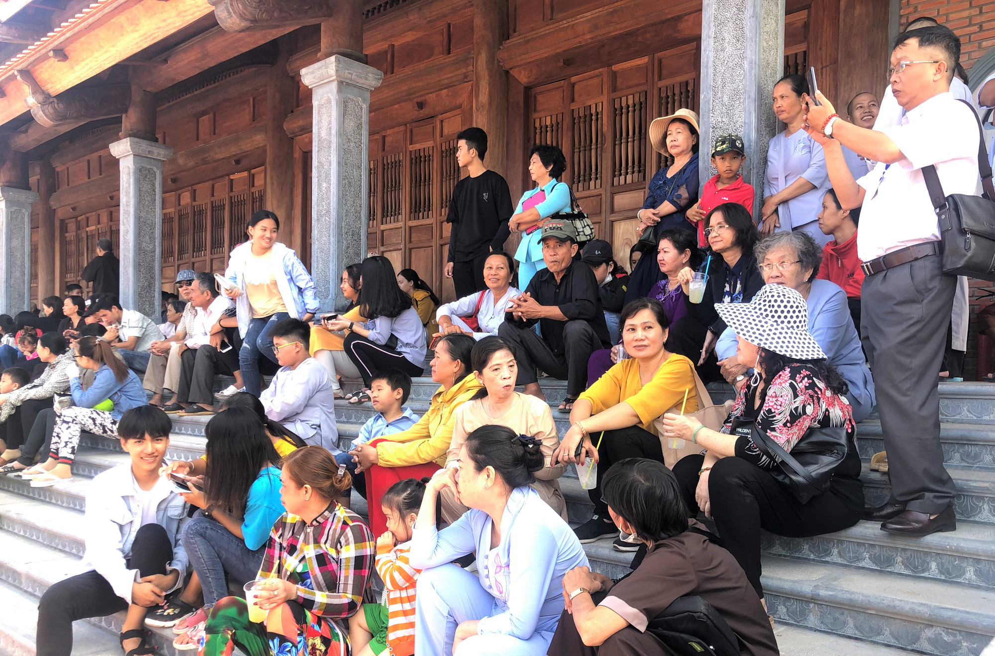Hàng ngàn người đội nắng dự khánh thành Thiền viện Trúc Lâm Bạc Liêu - Ảnh 9.