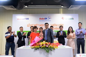 SolarGATES và VPBank hợp tác triển khai gói tín dụng không tài sản bảo đảm cho khách hàng mua BigK - Ảnh 1. SolarGATES và VPBank hợp tác triển khai gói tín dụng không tài sản bảo đảm cho khách hàng mua BigK - Ảnh 1.