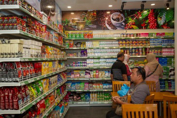 Khai trương Cửa hàng Satrafoods đầu tiên đạt chuẩn Halal - Ảnh 3.