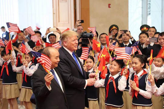 Đến Việt Nam, Tổng thống Donald Trump thấy “như được trở về nhà! - Ảnh 2.