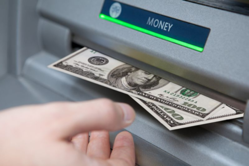 Một triệu USD tiền mặt bị rút qua ATM từ lỗ hổng bảo mật  - Ảnh 1.