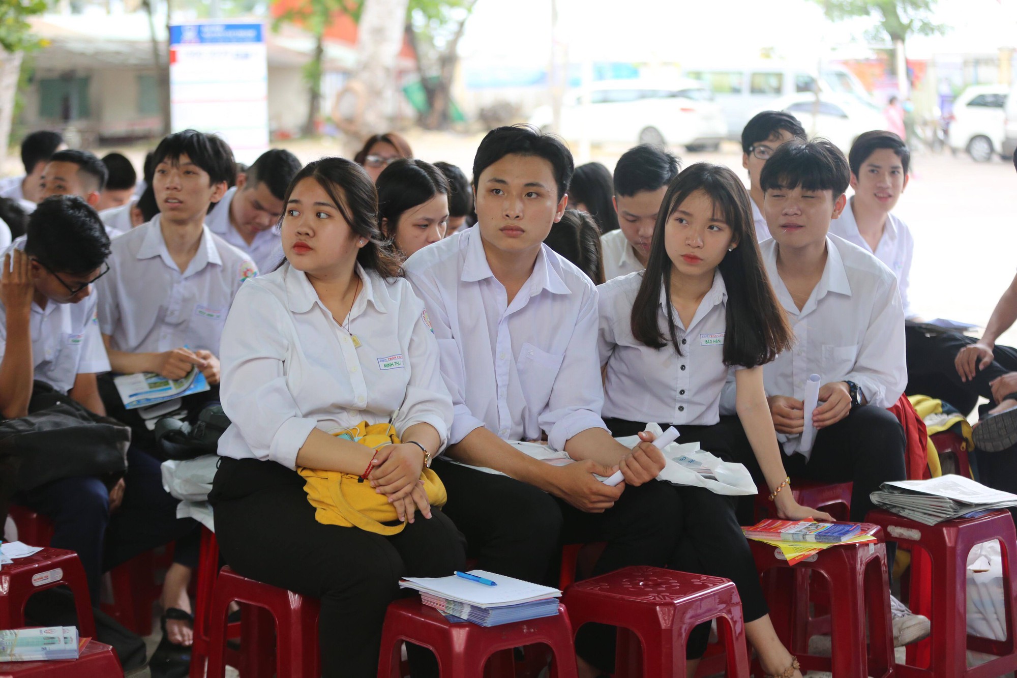 Đưa trường học đến thí sinh: Học ngành gì để không thất nghiệp? - Ảnh 13.