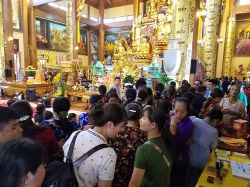 VỤ CH&Ugrave;A BA V&Agrave;NG TỔ CHỨC GỌI VONG B&Aacute;O O&Aacute;N: Ch&iacute;nh quyền địa phương v&agrave;o cuộc - Ảnh 1.