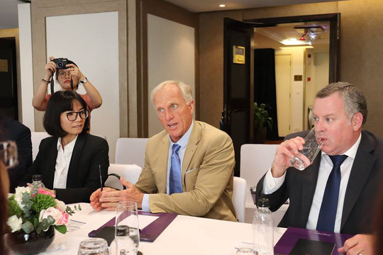 Huyền thoại golf Greg Norman muốn phát triển thương hiệu du lịch golf Việt Nam - Ảnh 2.