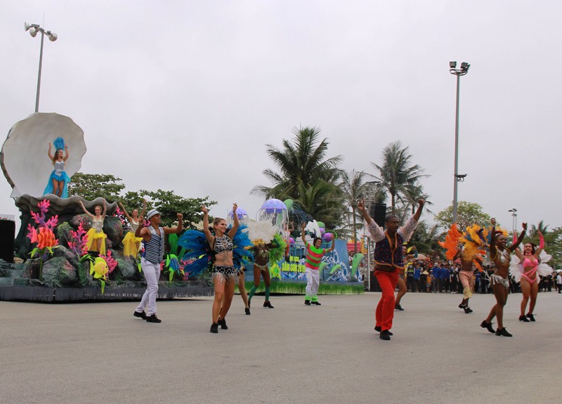Mãn nhãn lễ hội Carnival đường phố lần đầu tiên xuất hiện tại Sầm Sơn - Ảnh 2.