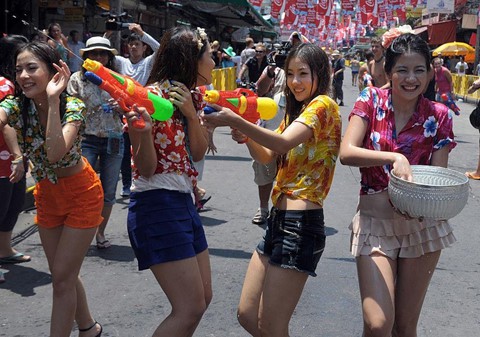 5 điểm đến lý tưởng trong lễ hội té nước ở Thái Lan - Ảnh 5.