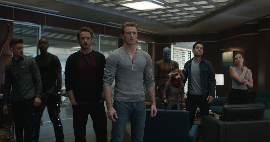 Bom tấn Avengers: Endgame liên tiếp lập kỷ lục doanh thu - Ảnh 2.