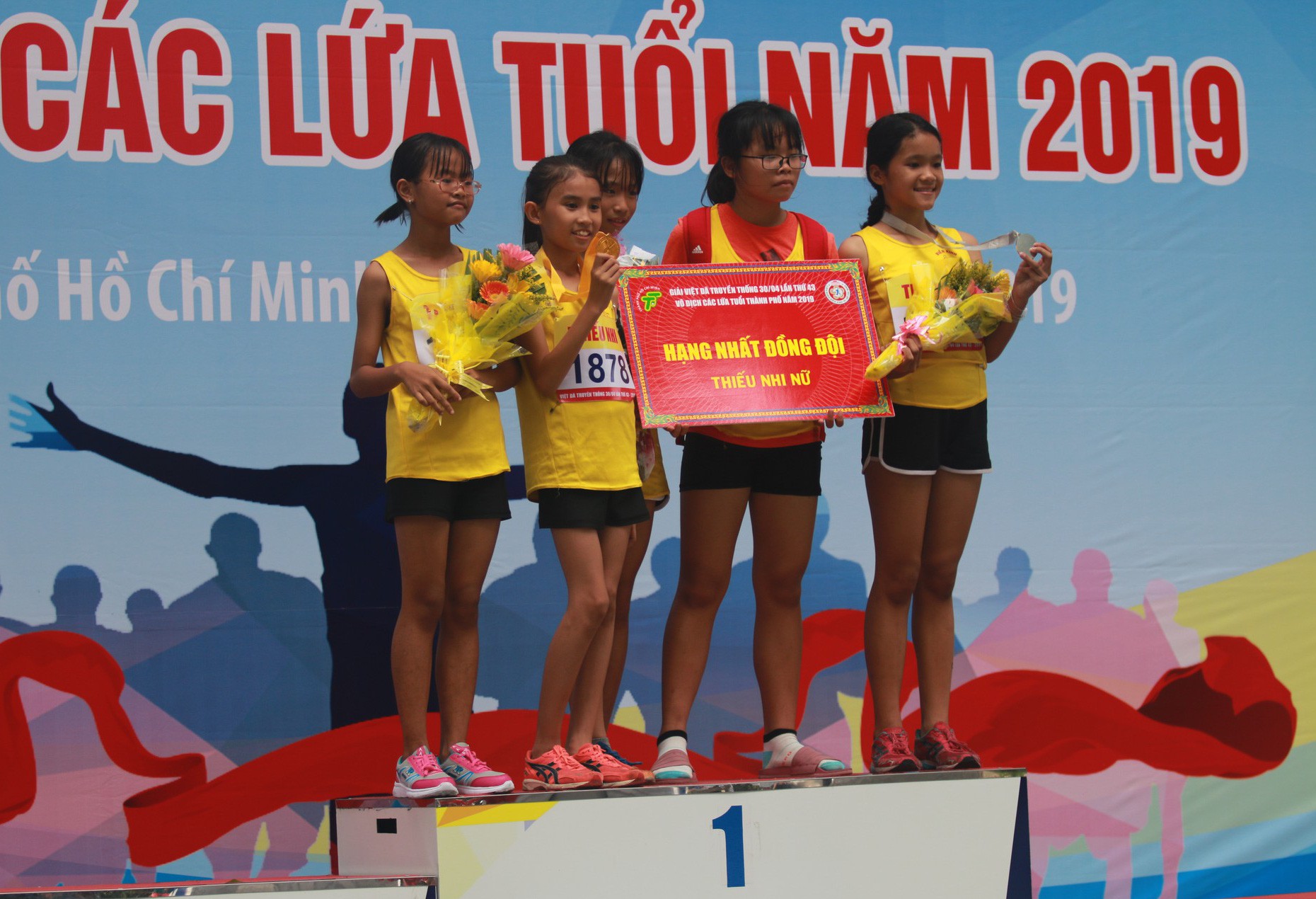 Quận 1 vô địch Giải Việt dã truyền thống TP HCM 2019 - Ảnh 13.
