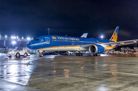 Vietnam Airlines nói gì về  việc hoãn chuyến chờ 1 khách tại Tân Sơn Nhất? - Ảnh 1.